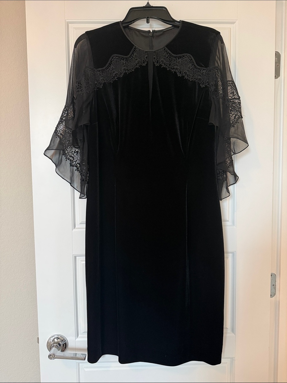 Elie Tahari Black Velvet Lace-Trim Midi Chemise